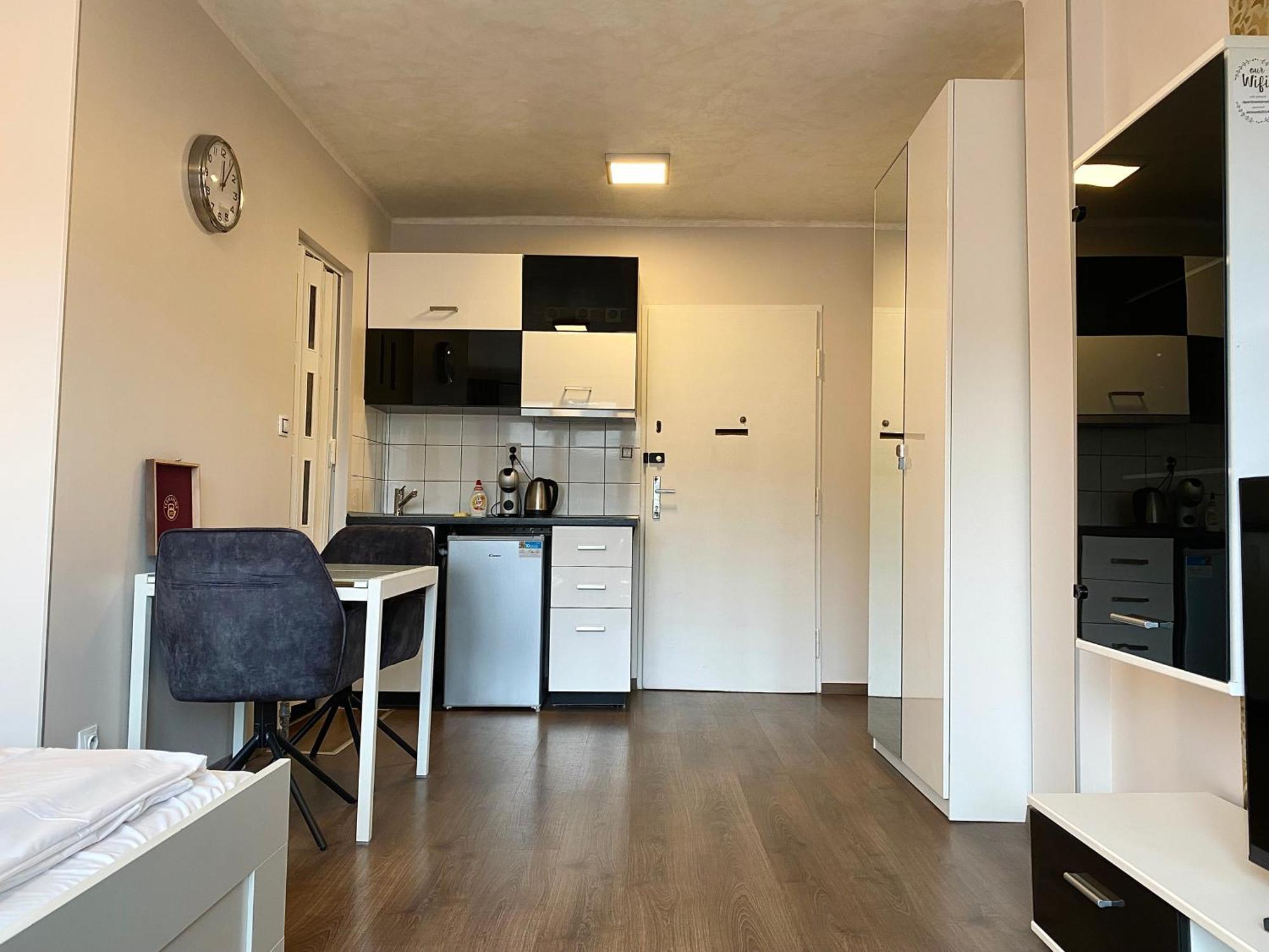 Top Floor Studio With Terrace Praha Eksteriør bilde